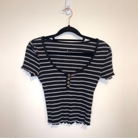 Aeropostale Striped V-Neck Cropped T-Shirt Lettuce Hem Henley Tee SMALL - Picture 11 of 11